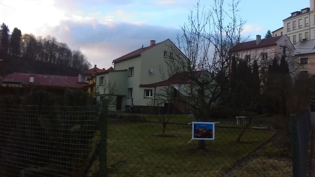 Apartment U Šárky Loket Esterno foto